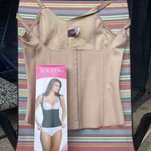 Squeem shaping vest